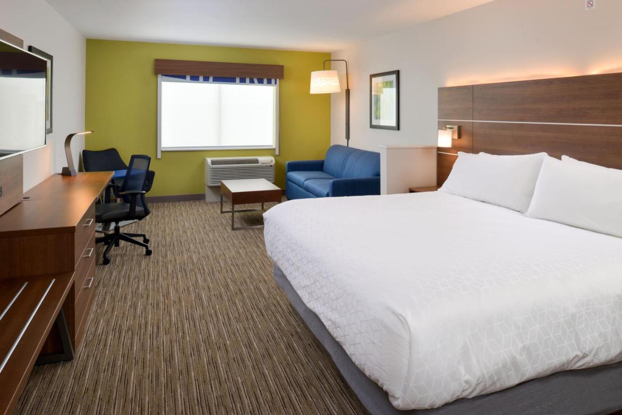 Express & - By Ihg