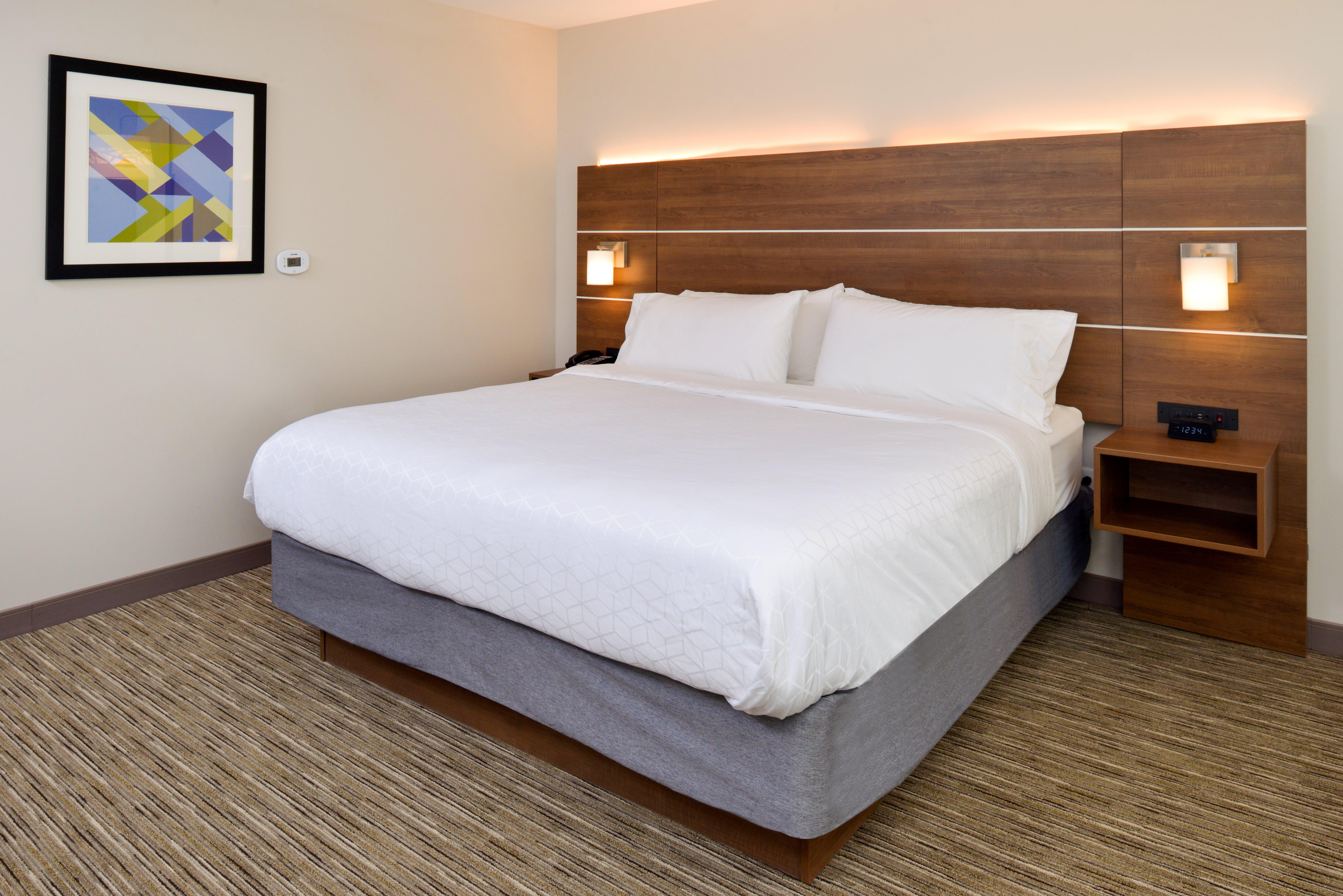 Express & - By Ihg Hotel 3*