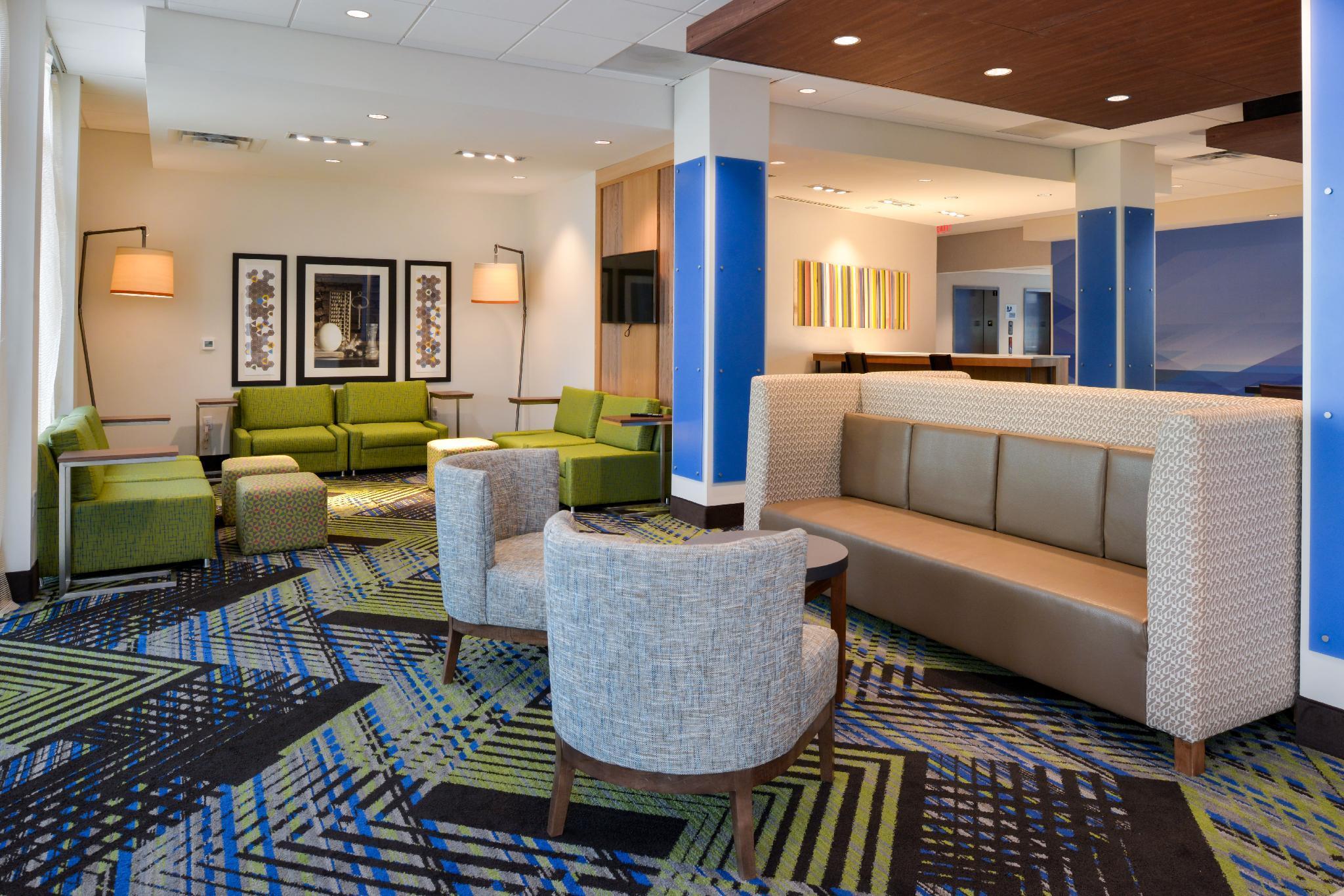 Express & - By Ihg 3* Ottumwa