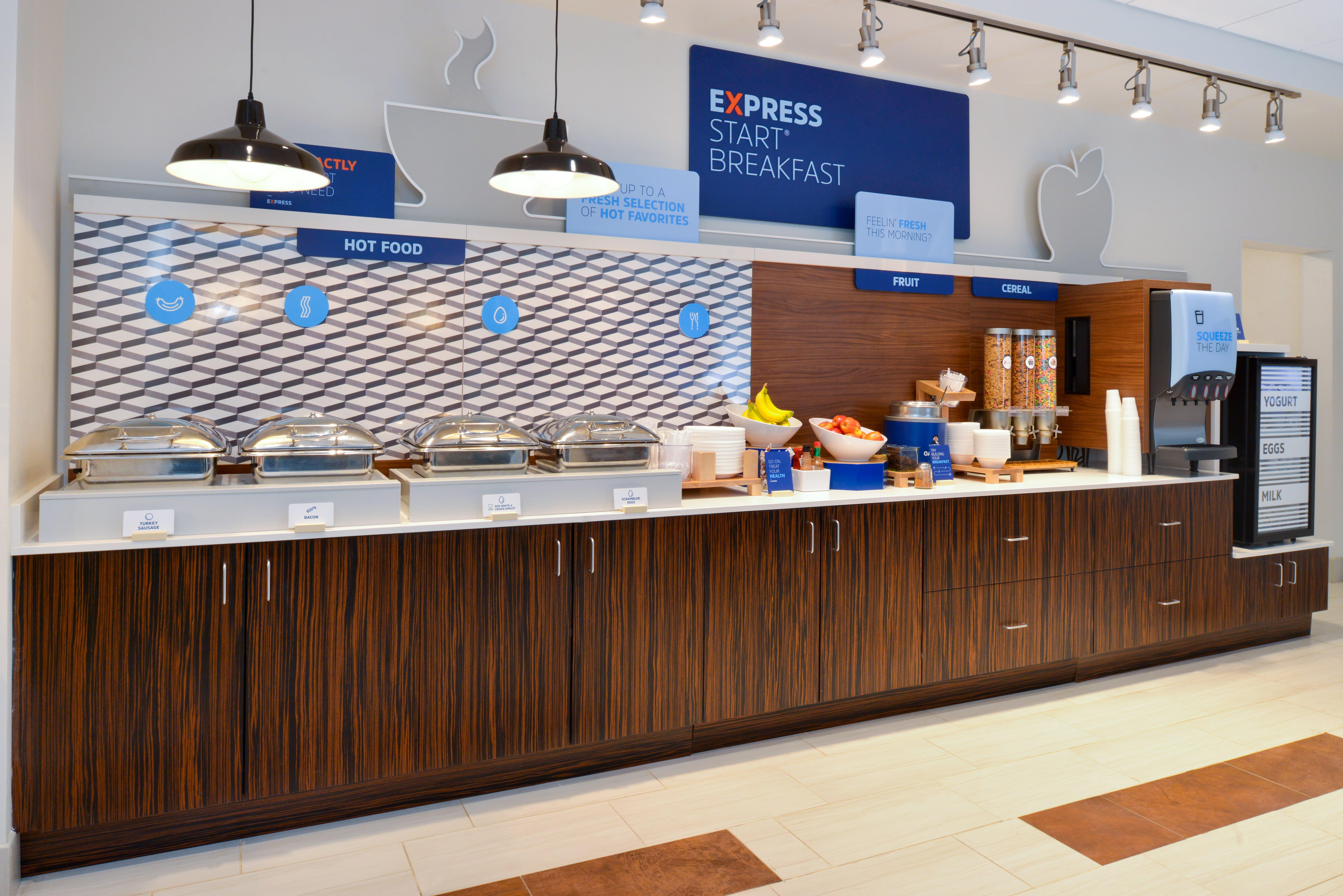 Express & - By Ihg Ottumwa
